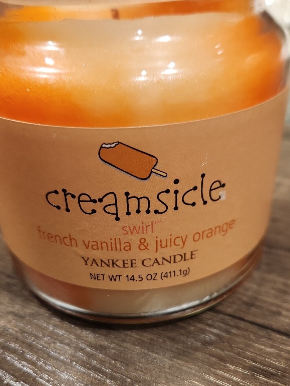 NWT Yankee Candle Creamsicle Swirl Jar Candle - Orange and Cream 14.5 OZ - Picture 2 of 6